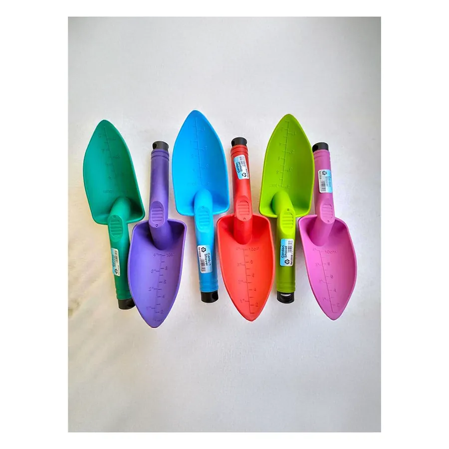 Plastic Trowel 25cm